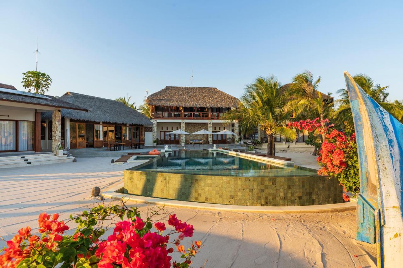 Manduna Resort Nembrala Exterior photo